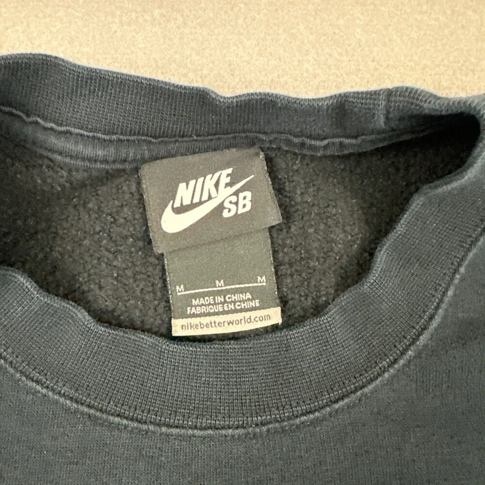 Nike SB Sweatshirt Men Medium Black Solid Pullover Skateboard Swoosh M *